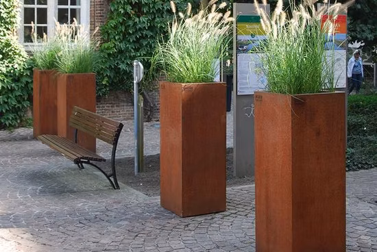 Vaso per fiori in fibra di vetro in acciaio corten